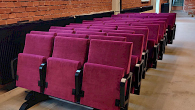Teatteri Vantaa, Finland